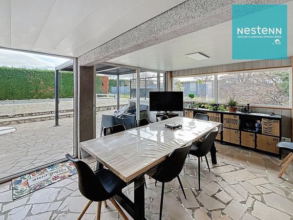 Saint-Romain-Le-Puy - Maison 250 m² - 4 chambres - piscine - salle de cinéma