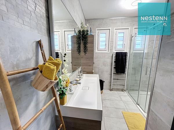 Saint-Romain-Le-Puy - Maison 250 m² - 4 chambres - piscine - salle de cinéma