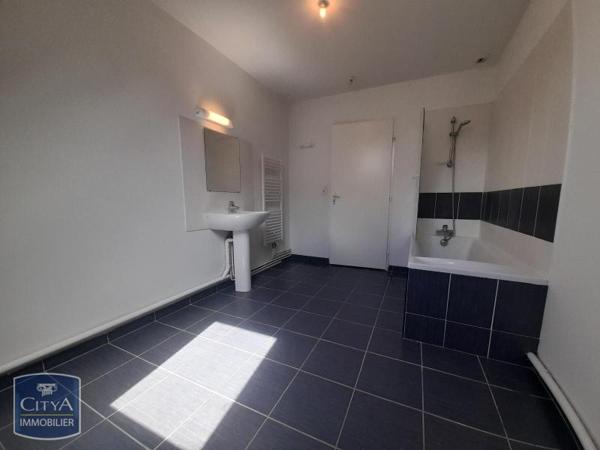 Location appartement Sedan (08200) 3 pièces 82.35m²