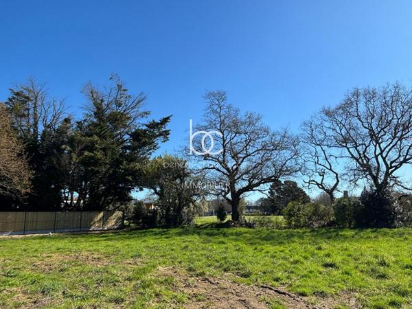 VANNES Terrain 900 m²