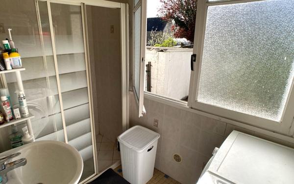 Maison à vendre    6 pièces •  Audierne