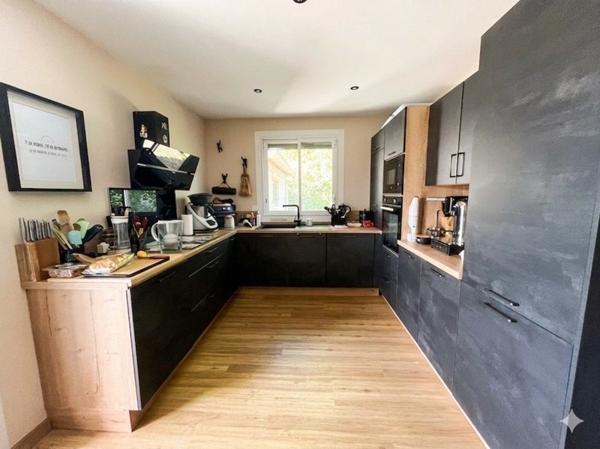 Maison à vendre 472 500 € Saint-Jean 6 p 141 m² DPE B