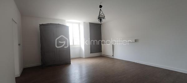 Corps de ferme de 166 m²