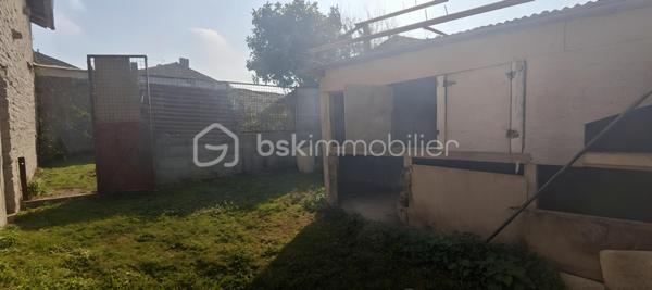 Corps de ferme de 166 m²