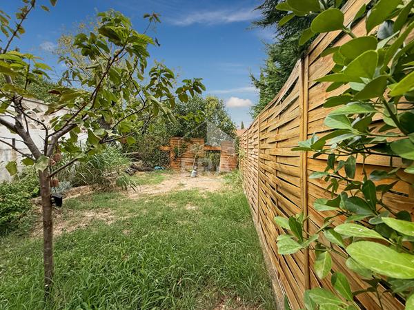 Appartement T3 en RDC rénové avec jardin