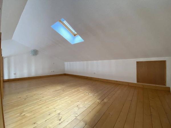 Appartement Type 2 RIVE -DROITE