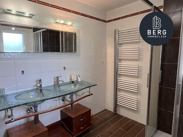Maison à vendre ERDEVEN – 7 pièces, proche plage et non loin du centre ville