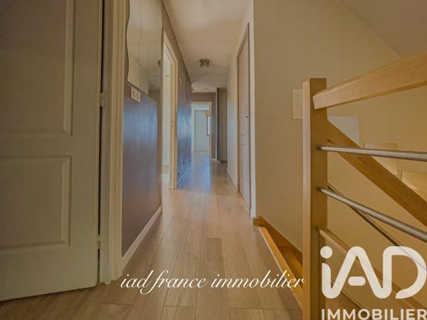 Maison à vendre 7 pièces 215 m² Orgeval
