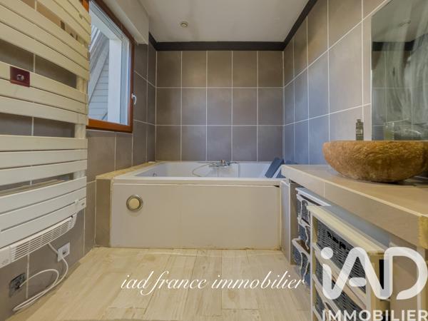 Maison à vendre 7 pièces 215 m² Orgeval