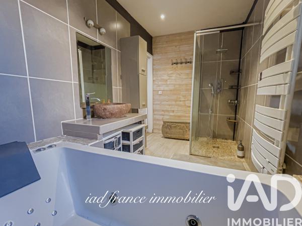 Maison à vendre 7 pièces 215 m² Orgeval