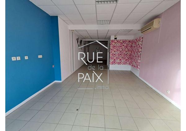 79300 BRESSUIRE Local Commercial - centre ville