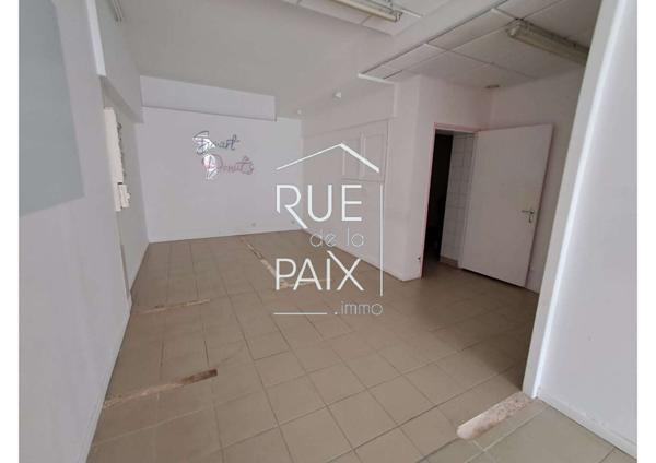 79300 BRESSUIRE Local Commercial - centre ville