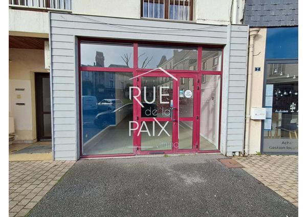 79300 BRESSUIRE Local Commercial - centre ville