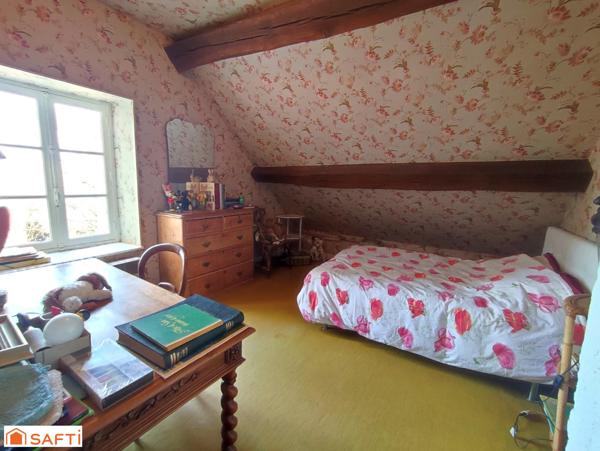 Belle demeure familiale de caractère 200 m2 - 5 chambres. dépendances.