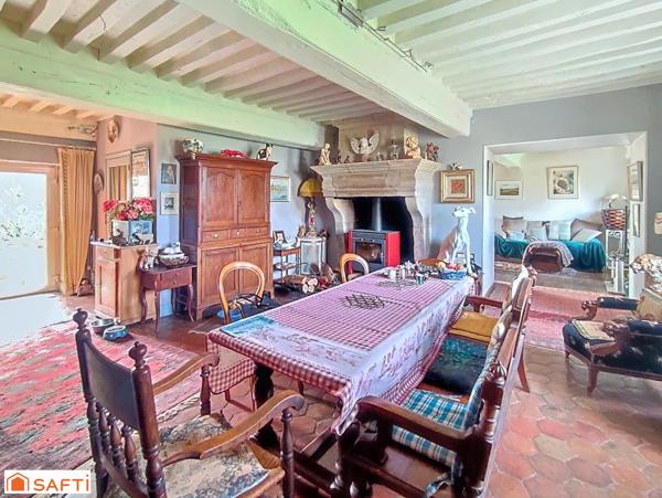 Belle demeure familiale de caractère 200 m2 - 5 chambres. dépendances.