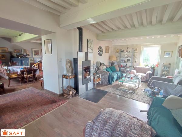 Belle demeure familiale de caractère 200 m2 - 5 chambres. dépendances.