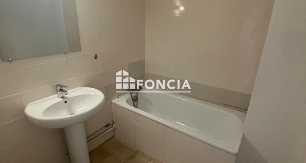 Location Appartement 3 pièces 76.86 m² - Valence 26000