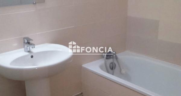 Location Appartement 3 pièces 76.86 m² - Valence 26000