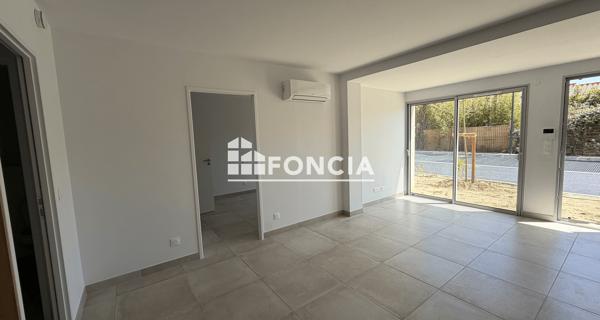 Location Appartement 4 pièces 79 m² - Pernes-les-fontaines 84210