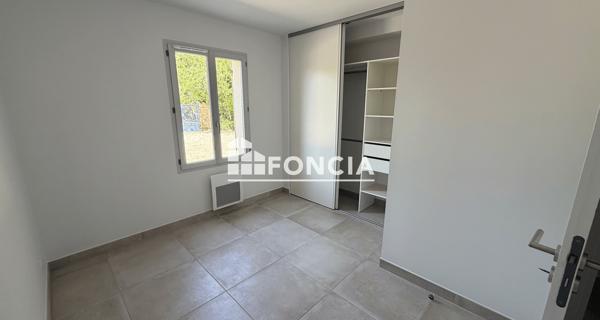 Location Appartement 4 pièces 79 m² - Pernes-les-fontaines 84210