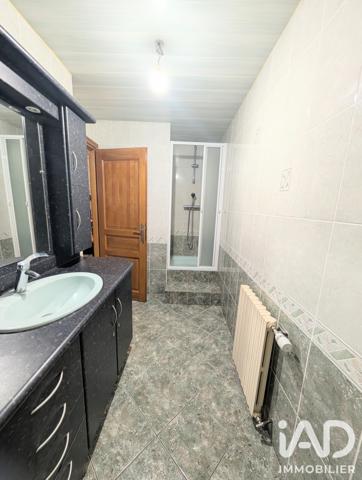 Maison à vendre 9 pièces 230 m² Cléden-Poher