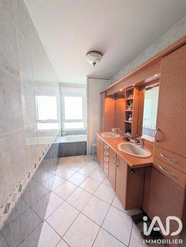 Maison à vendre 9 pièces 230 m² Cléden-Poher