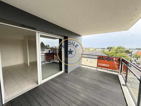 Angers Type 3 récent avec Terrasse et 2 parkings