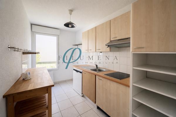 À VENDRE Appartement T3 avec terrasses, jardin et parking Centre bourg de Sucé-sur-Erdre