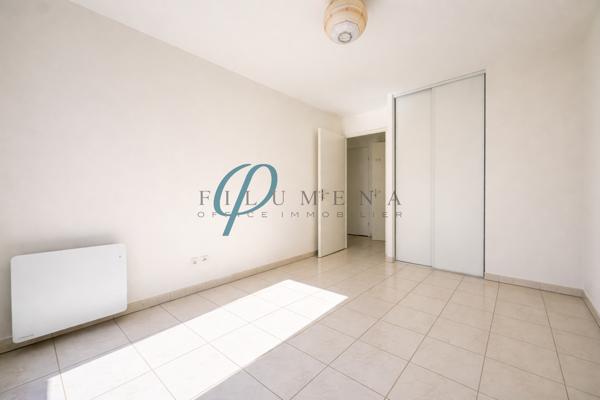 À VENDRE Appartement T3 avec terrasses, jardin et parking Centre bourg de Sucé-sur-Erdre