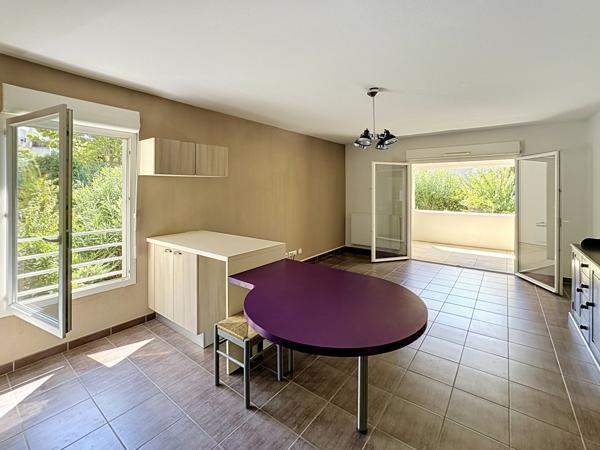 Appartement
         3 pièces
        - 64 m² Exclusivité 235 000 € *