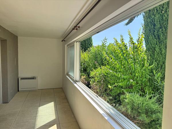 Appartement
         3 pièces
        - 64 m² Exclusivité 235 000 € *