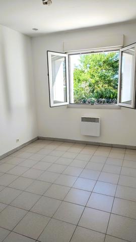 Villa T4 de 82 m² à Fabrègues avec terrasse et garage sur 326 m²