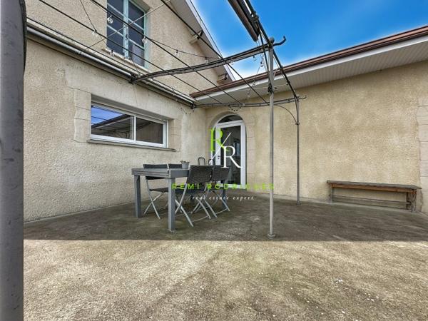 Vente / Maison avec dépendance