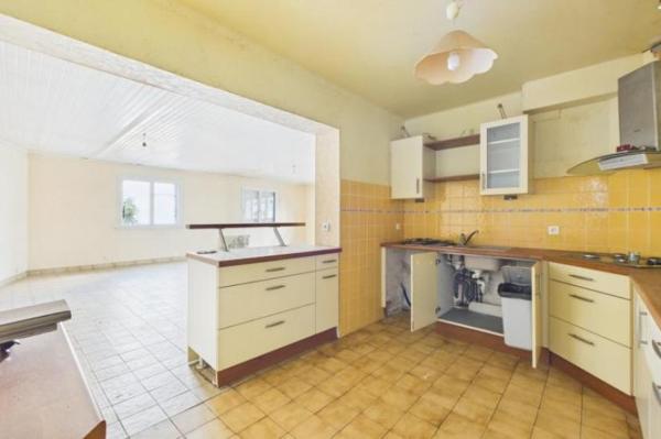 Vente - Maison 7 pièces 198 m 2 VANNES (56000)