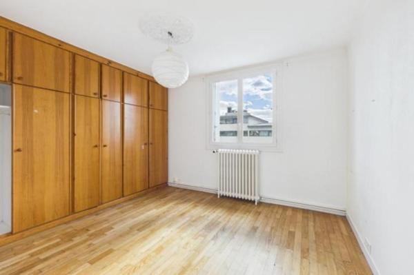 Vente - Maison 7 pièces 198 m 2 VANNES (56000)