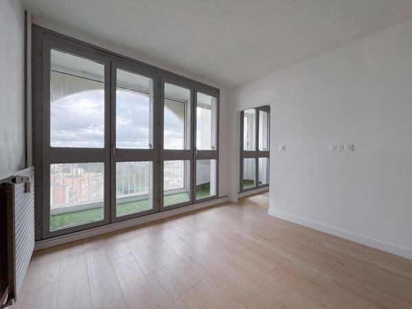 APPARTEMENT A VENDRE - T2 à Angers Secteur La Roseraie -38m²