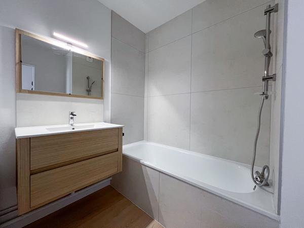 APPARTEMENT A VENDRE - T2 à Angers Secteur La Roseraie -38m²