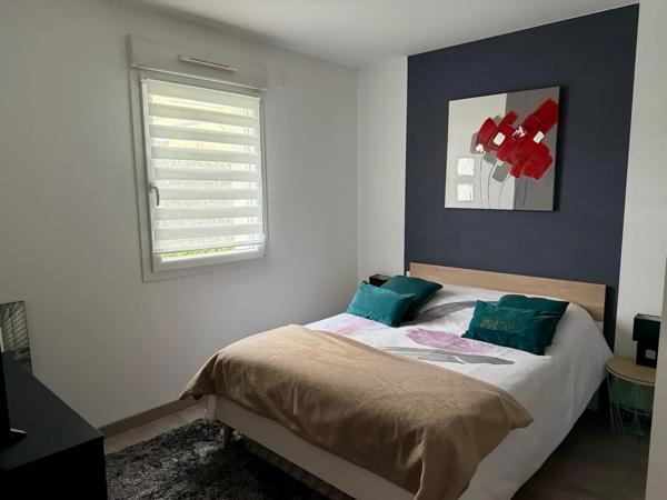 Pavillon de plain-pied intégral 3 chambres et bureau sur terrain de 660m2