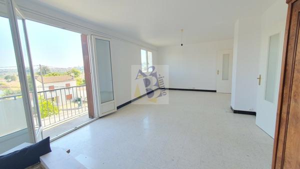Location appartement Angouleme (16000), 83.37m² avec 3 pièce(s) dont 2 chambre(s). Agence Allard Brimeaud