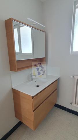Location appartement Angouleme (16000), 83.37m² avec 3 pièce(s) dont 2 chambre(s). Agence Allard Brimeaud