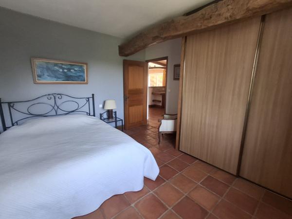 PROPRIETE DE CHARME A LA CAMPAGNE AVEC PICINE - ETANG - 3.3 HECTARES