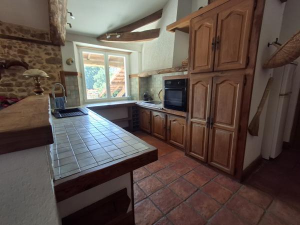 PROPRIETE DE CHARME A LA CAMPAGNE AVEC PICINE - ETANG - 3.3 HECTARES