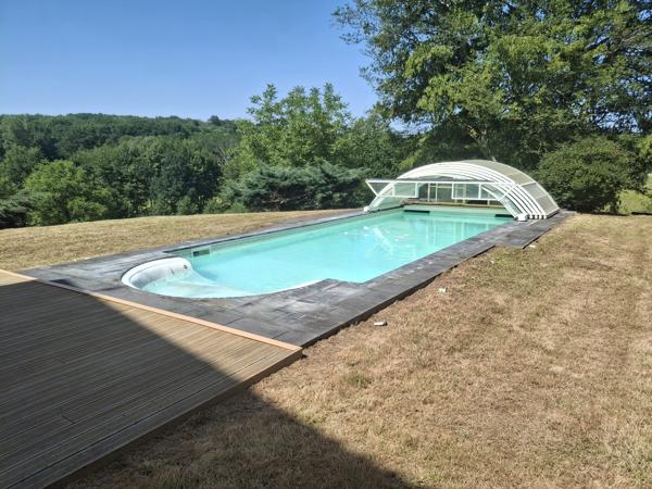 PROPRIETE DE CHARME A LA CAMPAGNE AVEC PICINE - ETANG - 3.3 HECTARES