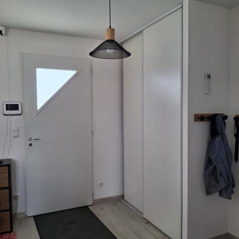 MAISON DE 2022 PLAIN-PIED AVEC PISCINE - GARAGE - TERRAIN CLOS