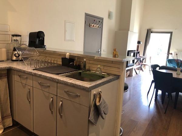 EXCLUSIVITE SUR SAINT SATURNIN LES AVIGNON - A LOUER SUPERBE APPARTEMENT T2 DUPLEX de 63.69 m² de Surface habitable dans MAS DE VILLAGE