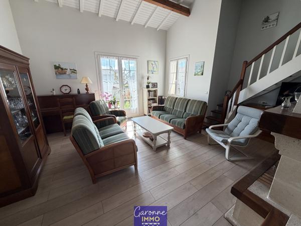 Maison 6 pièce(s) 3 chambre(s) 114 m²