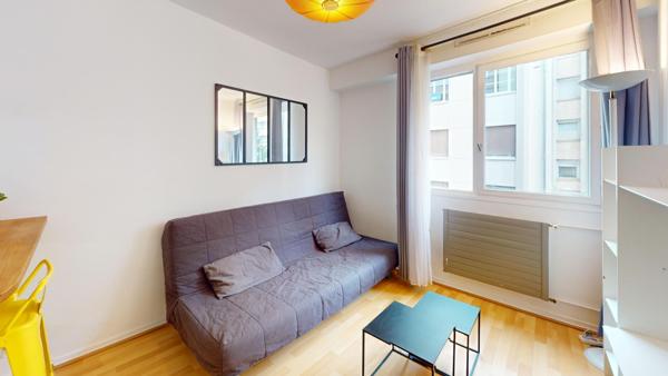Secteur Foch / Saint Pothin studio 23m² bon état