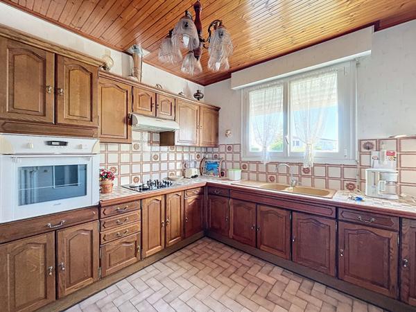 Maison Saint Michel En L Herm , proche des commerces et 7 kms des plages, 2 chambres.