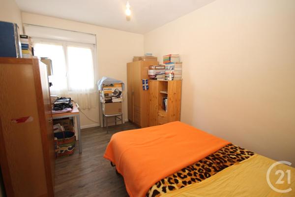 Appartement F3 à vendre  3 pièces - 59 m2 LA CHAPELLE ST MESMIN - 45