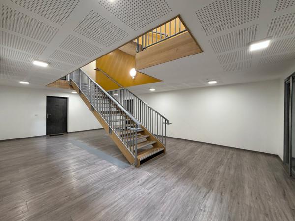 Cognin (73160) Superbe appartement T3 avec une vue dégagée magnifique - environnement calme et verdoyant - Cognin 73160